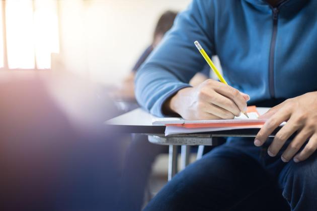 A third of maths O-level students not awarded a grade