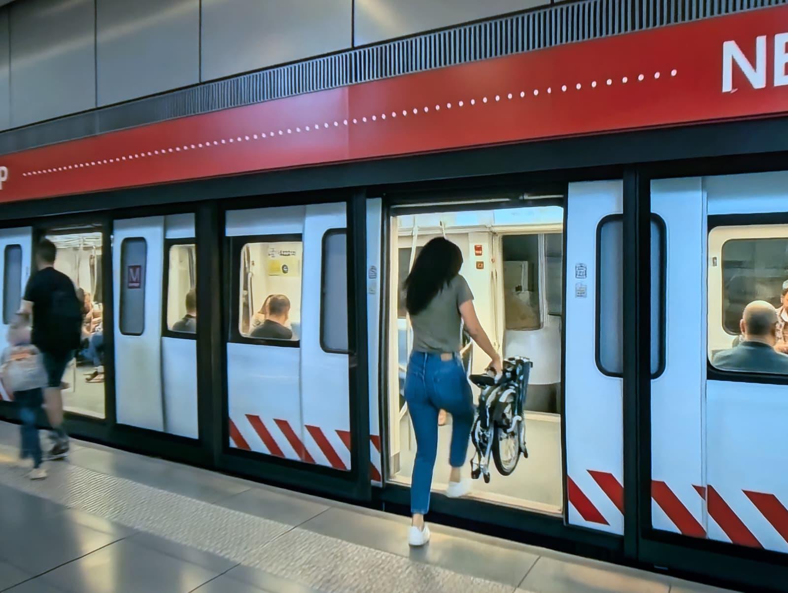 The light railway will be part of an integrated mass transport system that will take into account pedestrians and cyclists. Digital render.