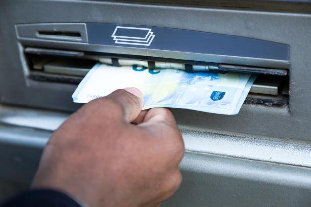 Probation for man who stole cash from ATM, then returned the money