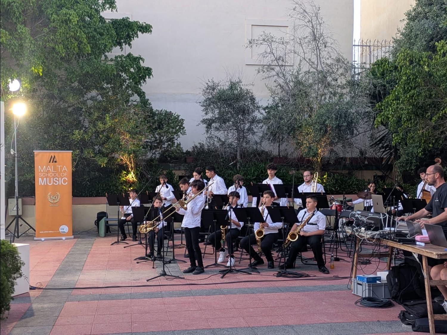 The students&rsquo; jazz cumbo ensemble performing.
