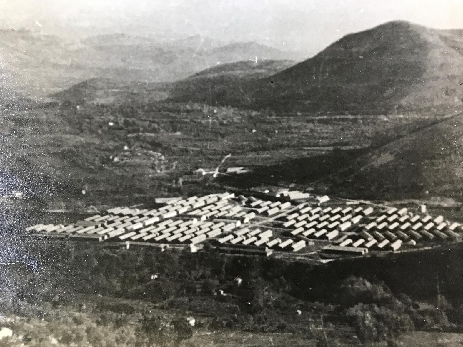 A bird&rsquo;s eye view of the Fraschette concentration camp in central Italy (1943).