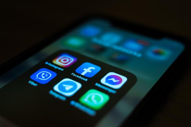 Protect children now, ban social media for those aged under 16, Momentum urges