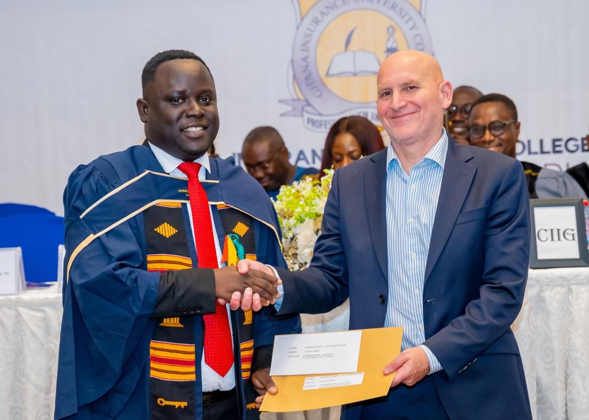 Distribution of certificates by Ramon Muscat, Director MITC.