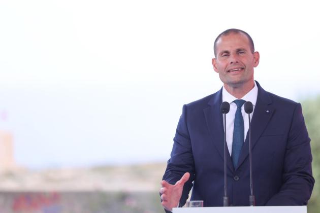 Labour promises legal safeguards for parks, more afforestation