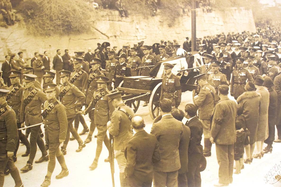 The gun-carriage hearse that carried Congreve’s coffin.