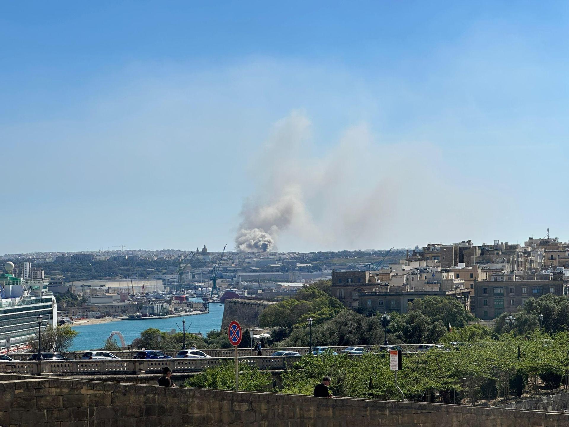 The plume of smoke from the scrapyard fire in Kirkop seen from Valletta. Photo: Nicole Meilak