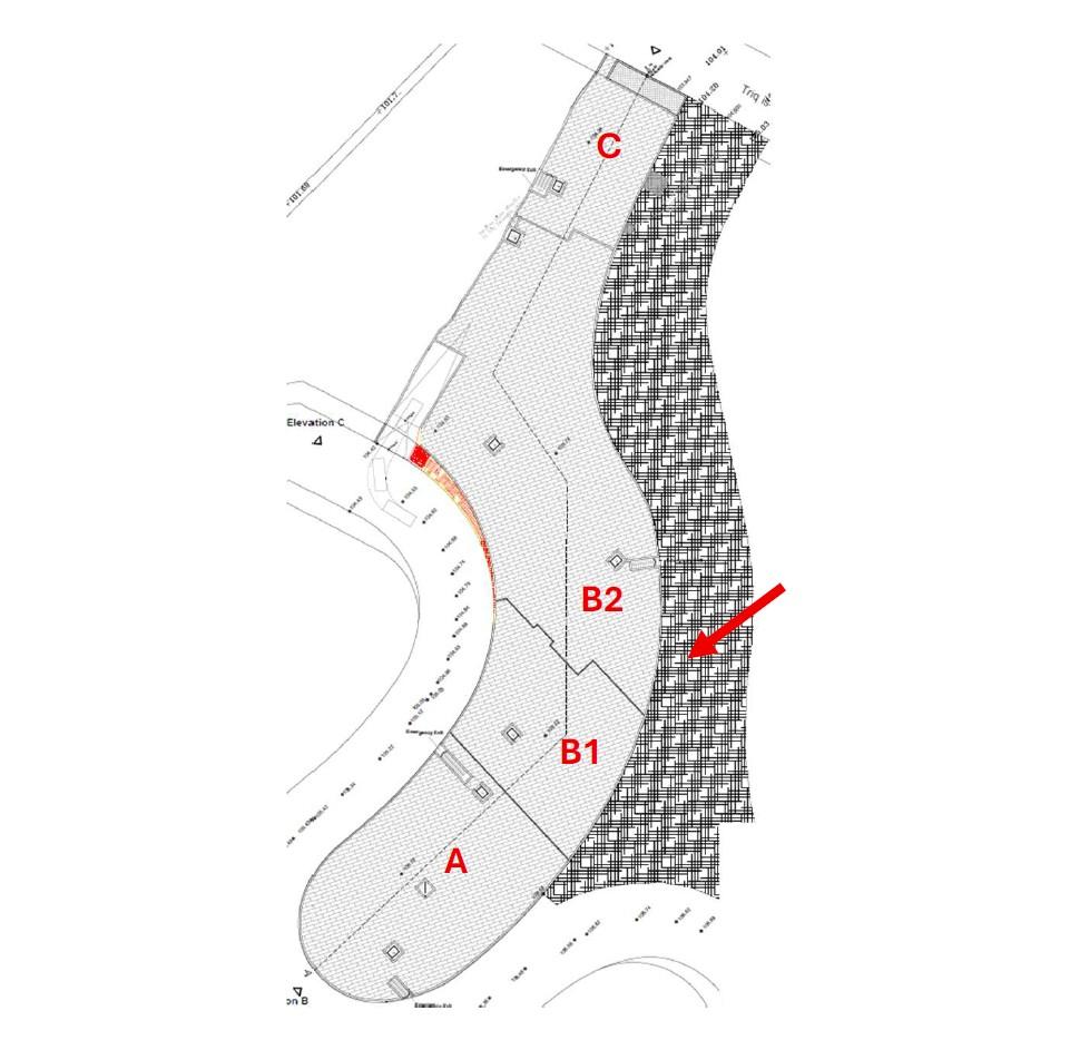 The project comprises apartment blocks rising to four floors plus receded floor and overlying garages. The collapse occurred in the region of apartment blocks B1/B2. Image: Alex Torpiano