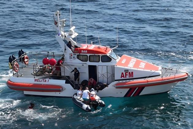 Two rescued from sinking boat in Sliema