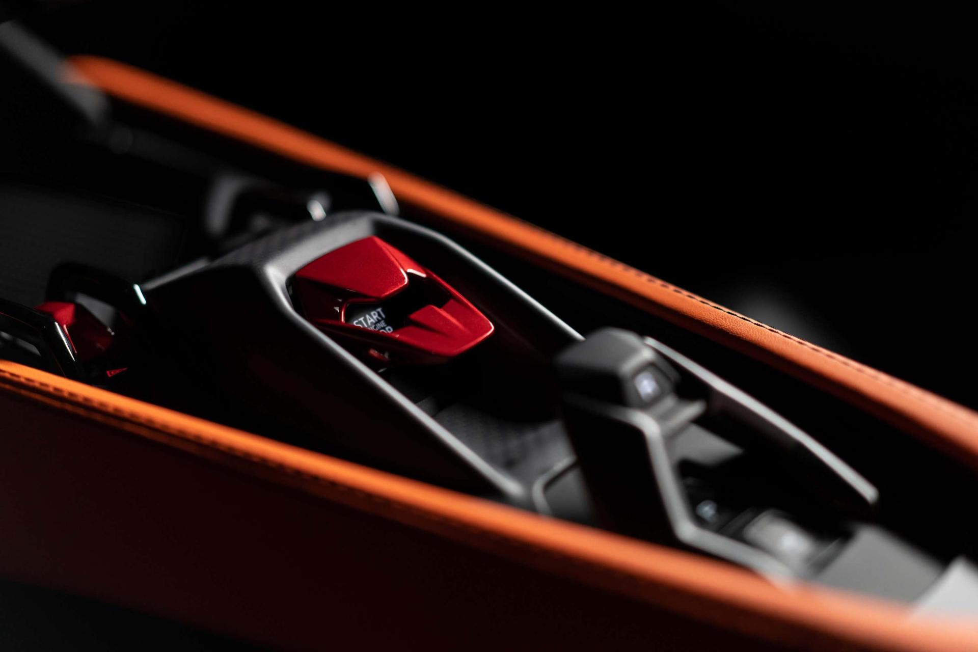 The cover over the starter button adds some extra theatre.