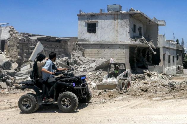 Israeli strikes hit south Lebanon, despite ceasefire deal