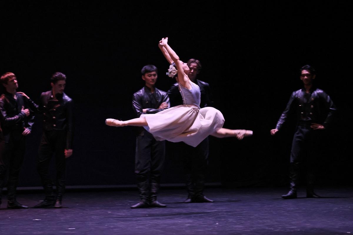 In Balletto di Milano&rsquo;s hands, Bizet&rsquo;s iconic musical themes become rhythmic anchors for movement.