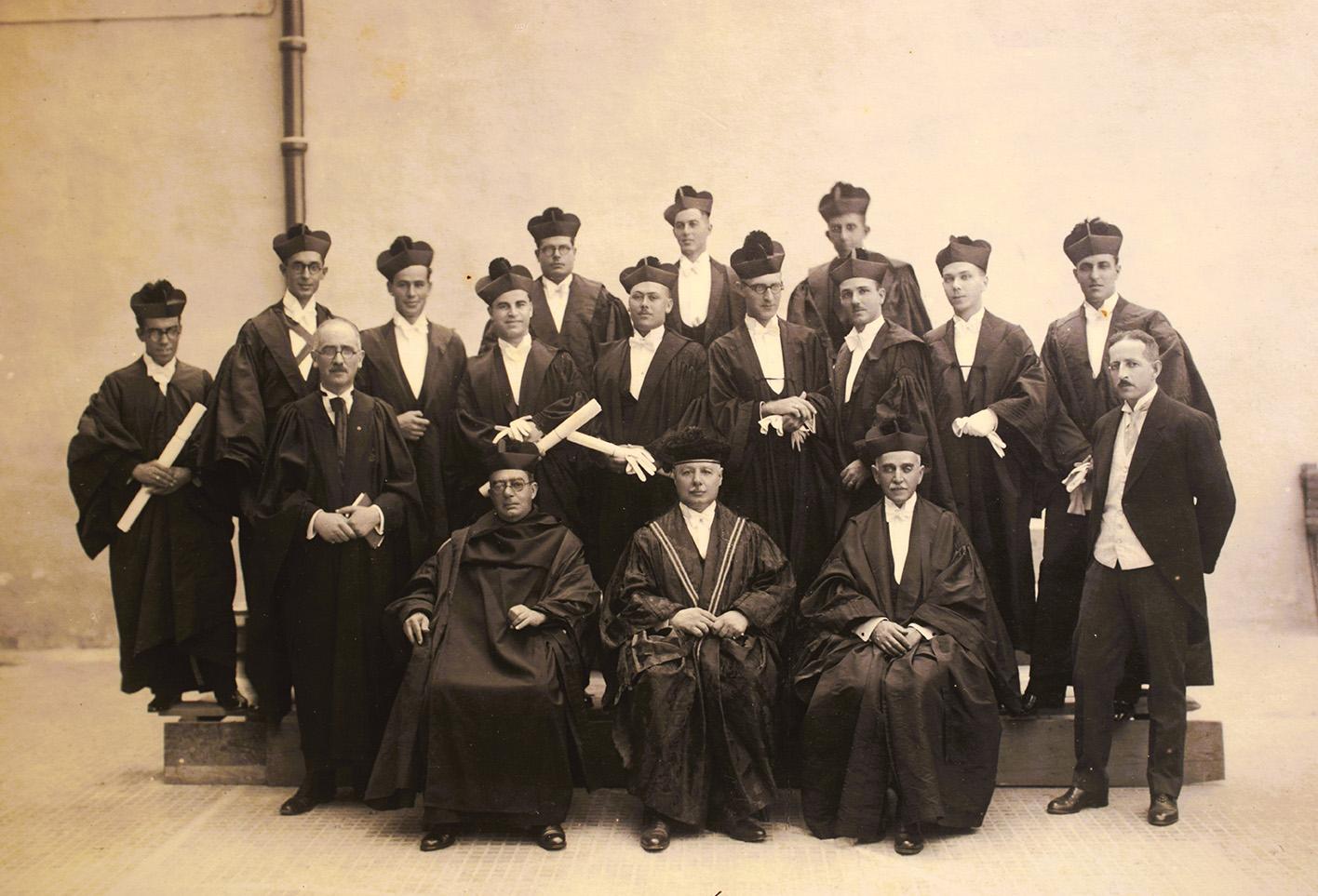 University graduates in 1934 with rector Prof. Robert Galea