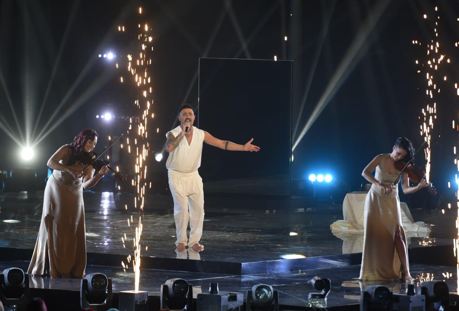 Franklin Calleja singing 