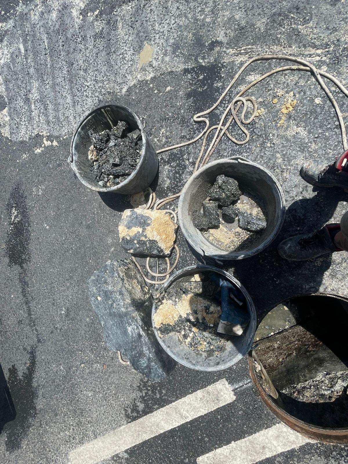 Several buckets full of construction debris was found to have been dumped in the sewers leading to sewage overflow into Balluta Bay.