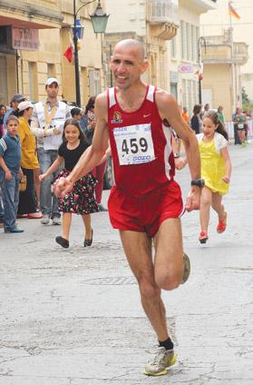 Drew Lang who won the Gozo Half Marathon.