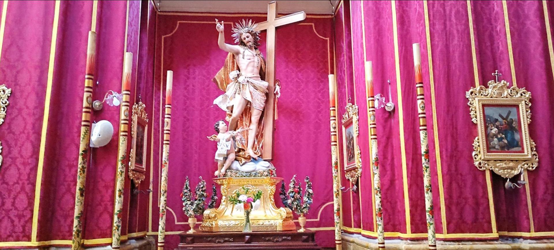 The titular statue of Christ the Saviour at Għasri.