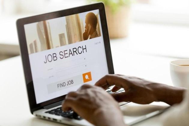 Number of unemployed people up 22% in April from last year