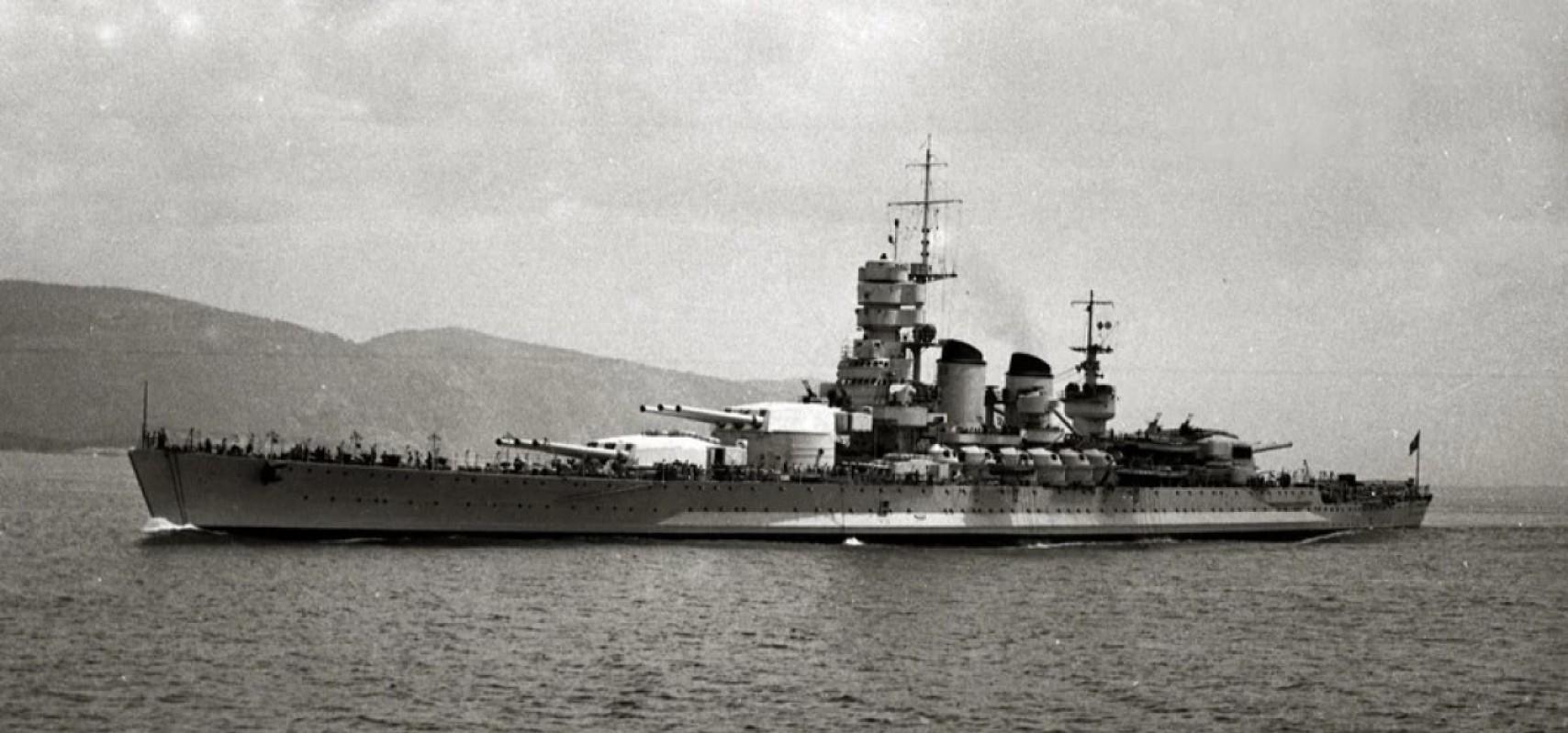 The Italian battleship Vittorio Veneto.