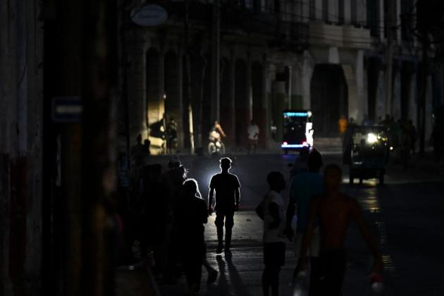 Blackouts and protests as Cuba says fuel has 'run out'