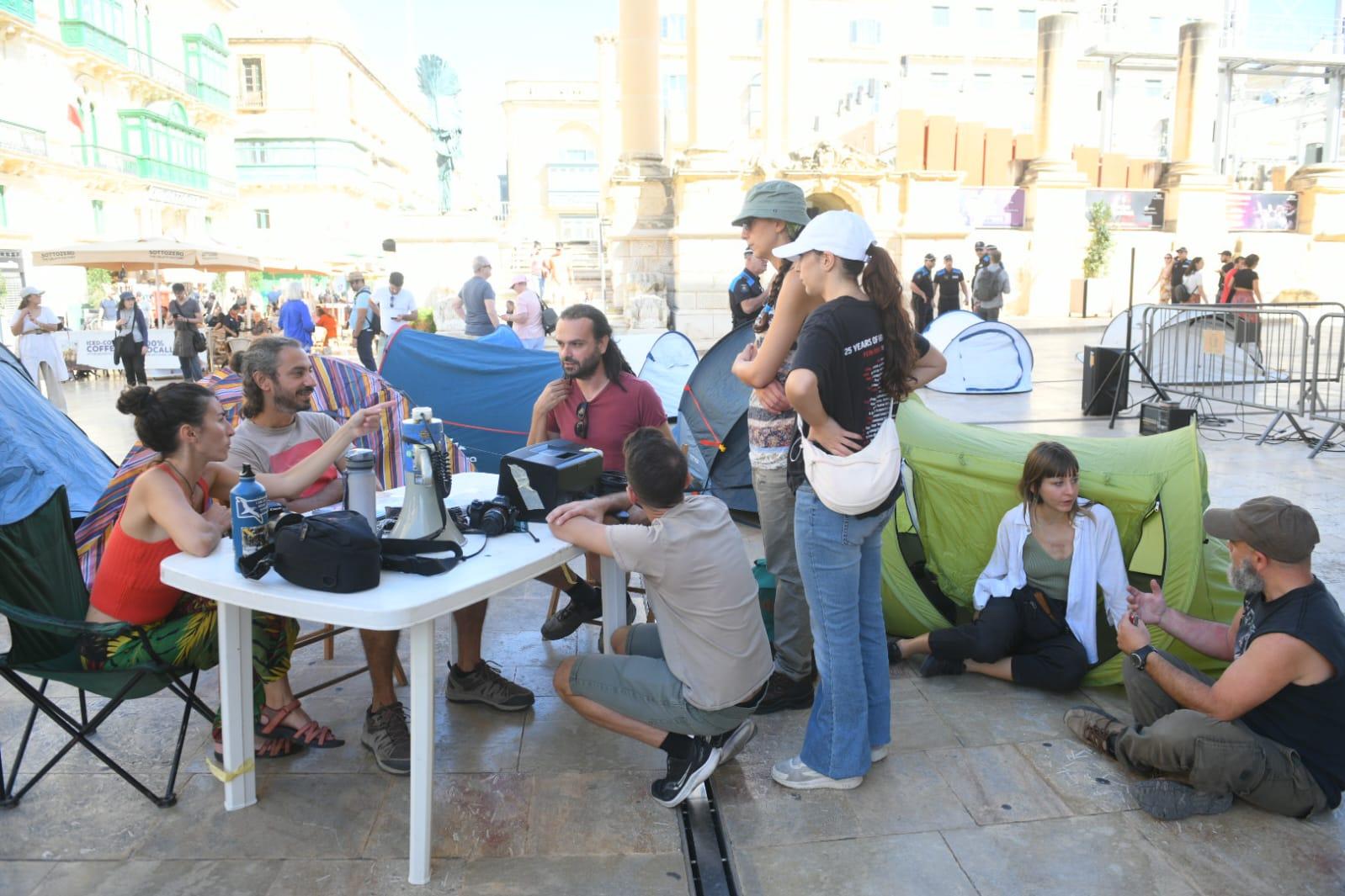 The activists said they will remain on site for as long as it takes the government to take them seriously. Photo: Matthew Mirabelli.