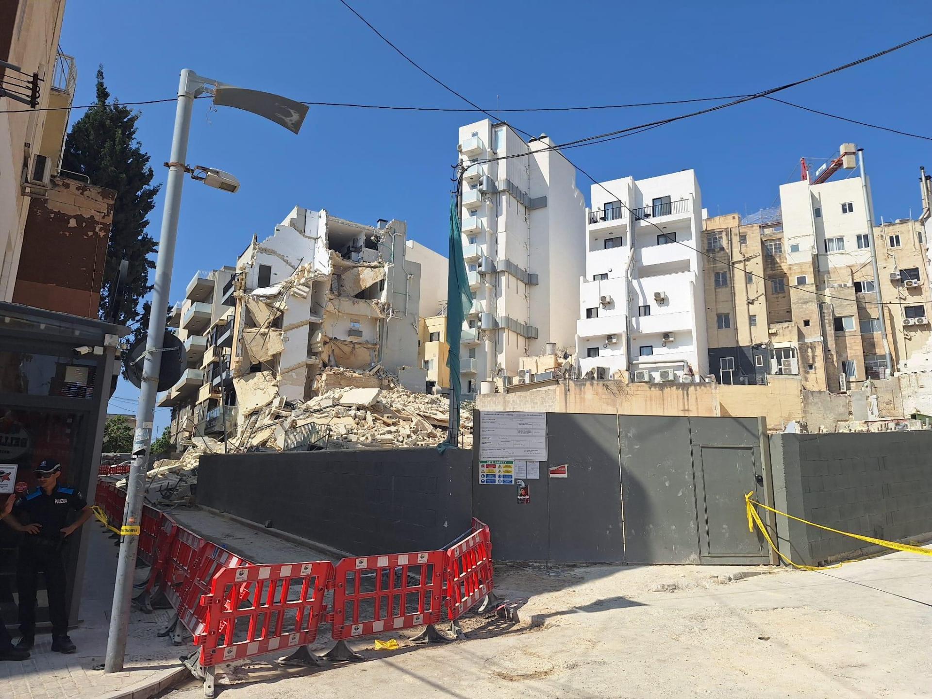 Collapsed building cordoned off by Authorities Photo: Emma Borg
