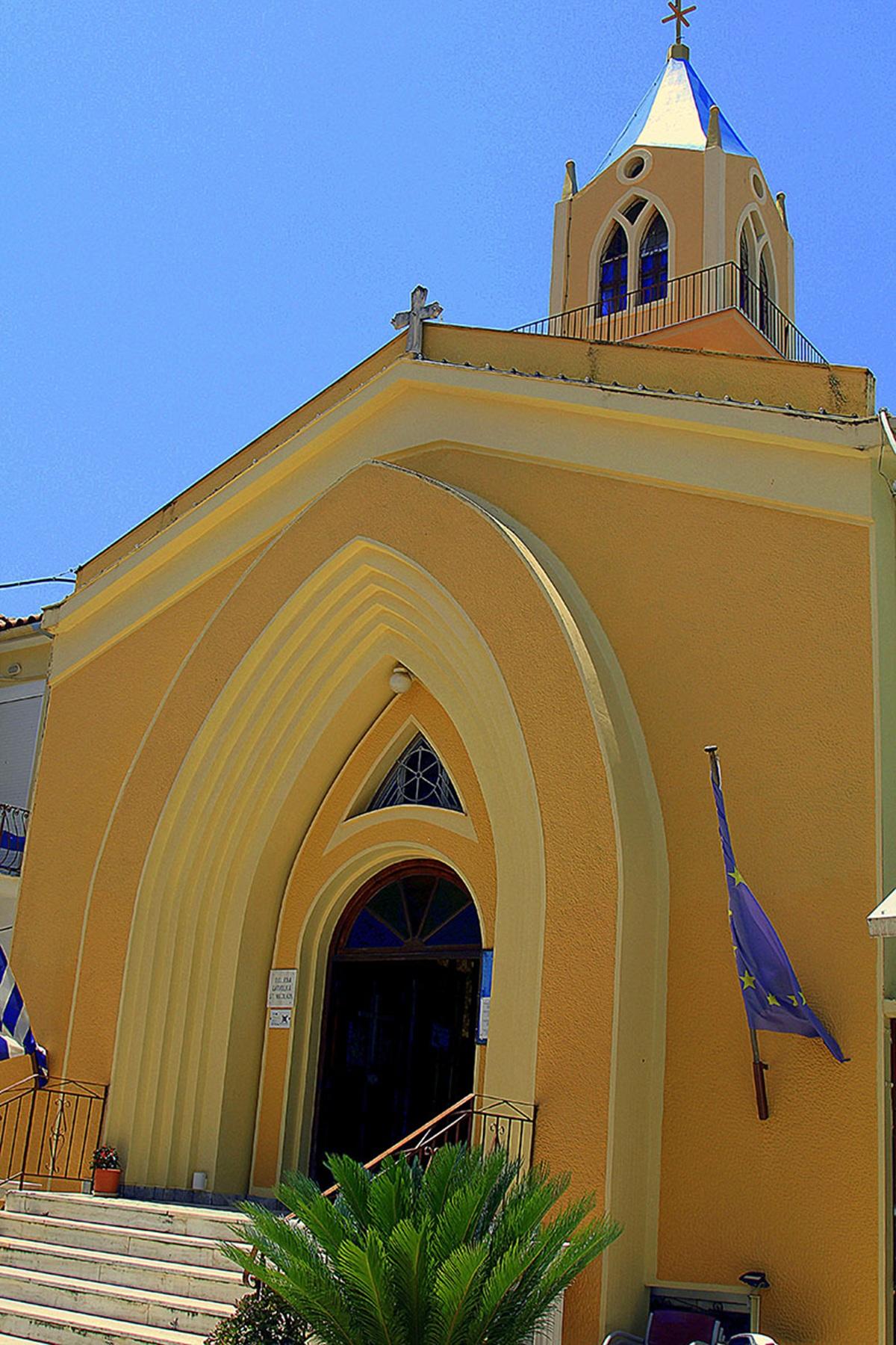 San Nicola dei Latini church, rebuilt after a 1953 earthquake. Photo: Lionel Cassola