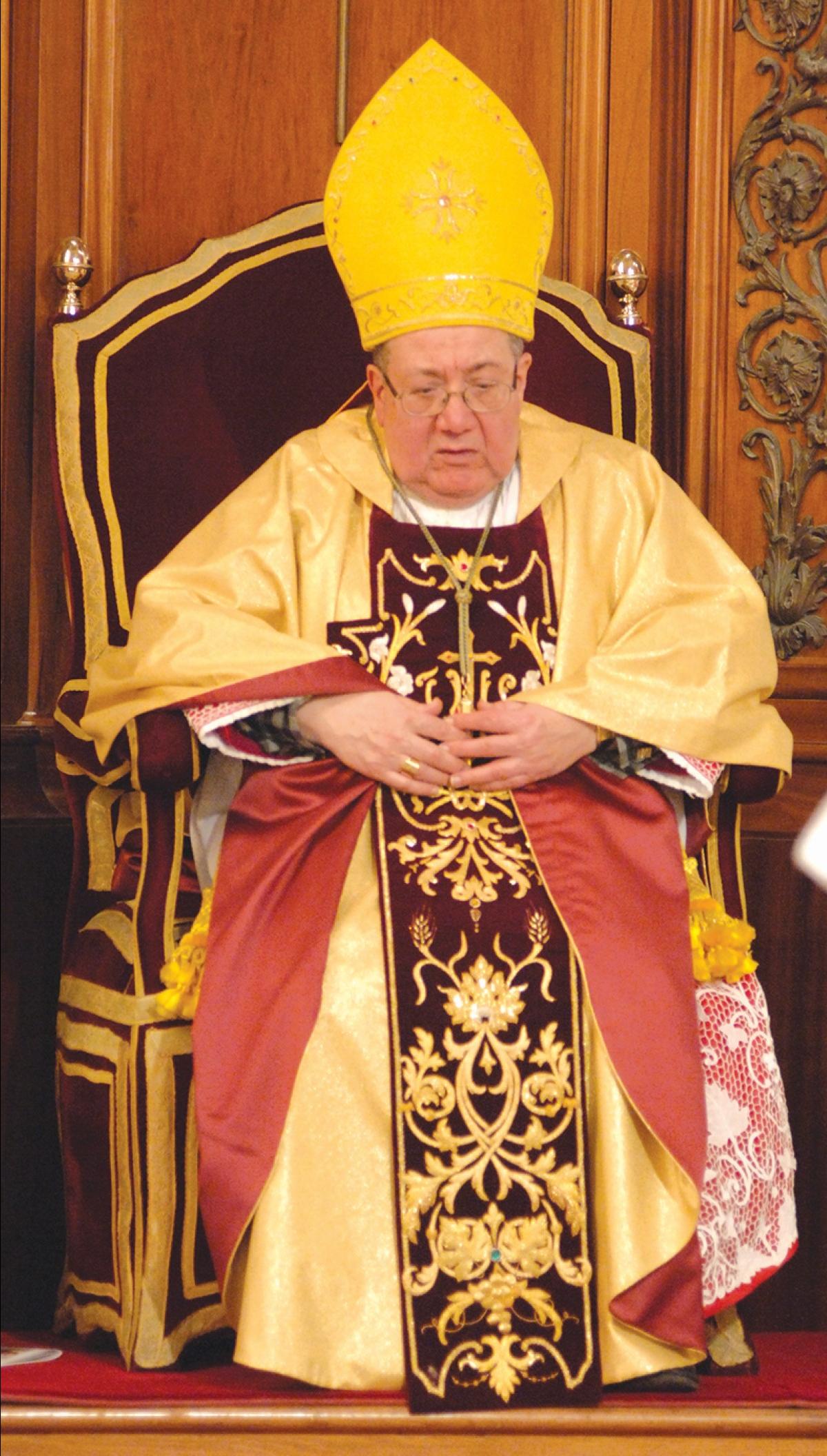 Nikol Cauchi served as bishop of Gozo from 1972 until his retirement in 2005.