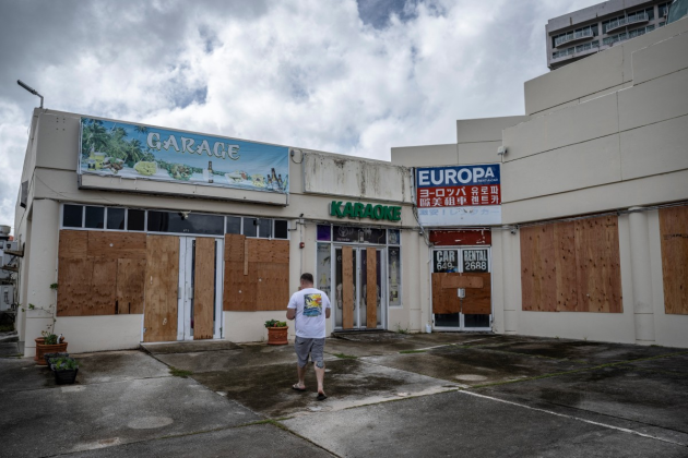 'Very dangerous' super typhoon nears US Pacific islands
