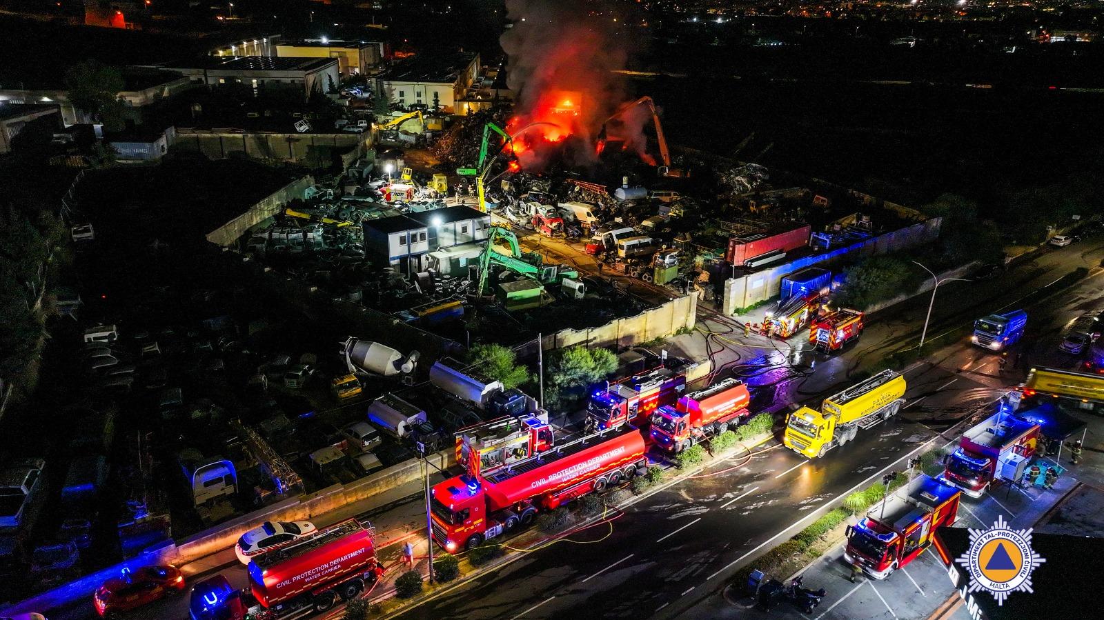 Work went on throughout the night. Photo: CPD