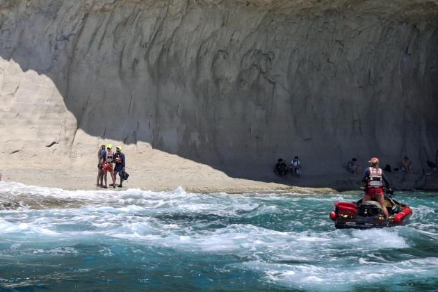 Tourist injured after stand-up paddleboard capsizes at Għar Marija cave