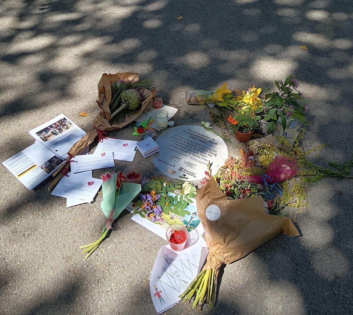 Memorial plaque marking the spot where Antoni Gaud&iacute; was hit by a tramcar 100 years ago. Photo: Fr Charl&oacute; Camilleri