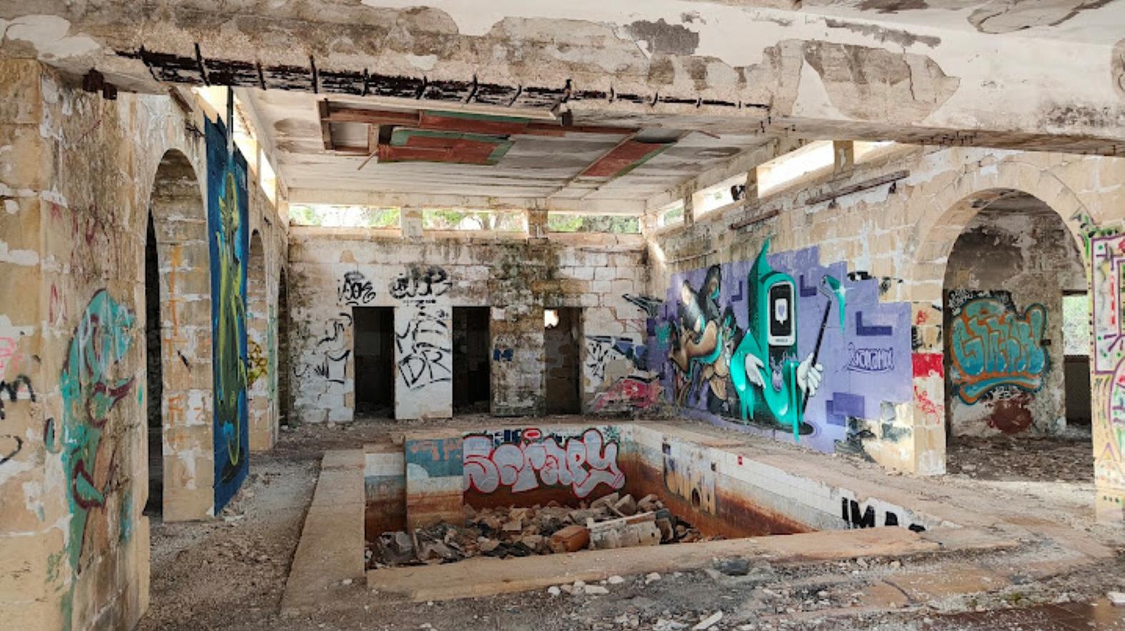The site has been slapped with two enforcement notices due to being derelict. Photo: Pichemist/Wikimedia Commons.