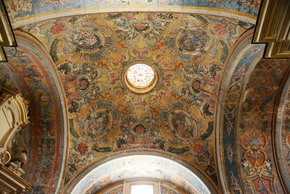 General views of the vault with lunettes prior to the start of conservation works, depicting the four Evangelists.