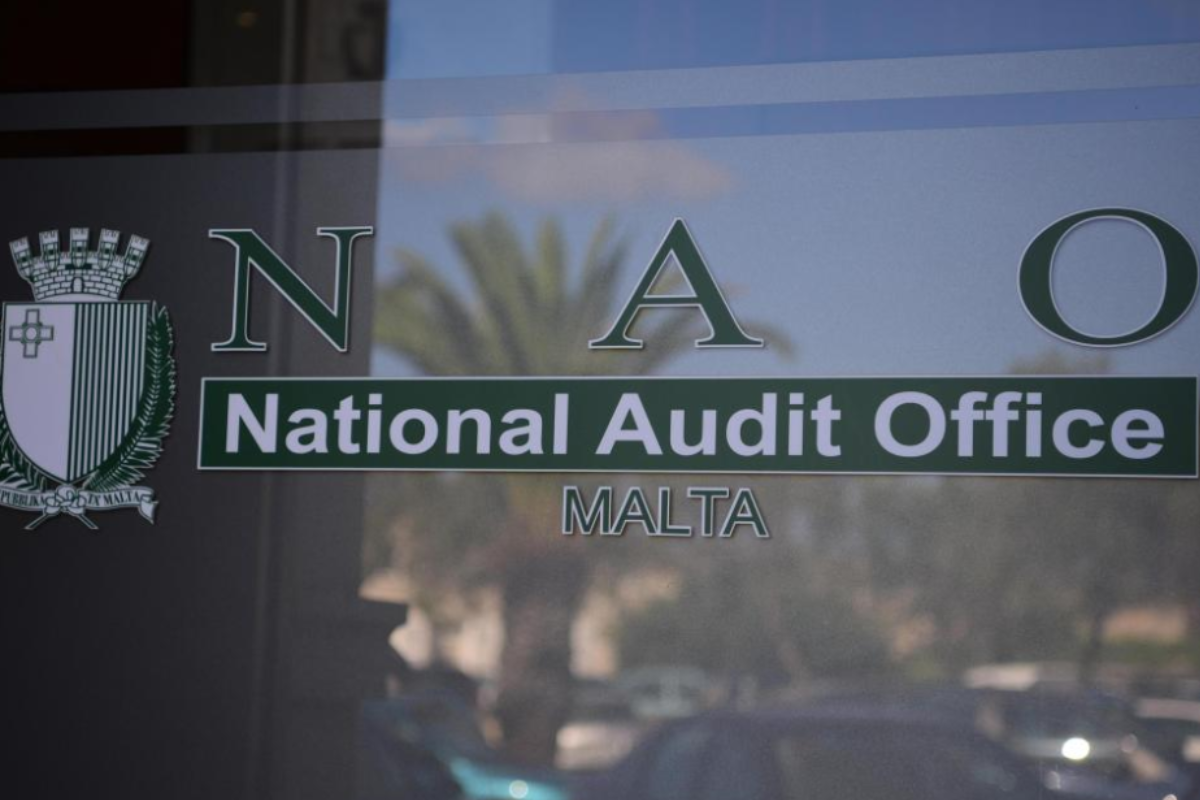 Fortina told the NAO that James Piscopo refused to intervene in the deal due to his conflict of interest.