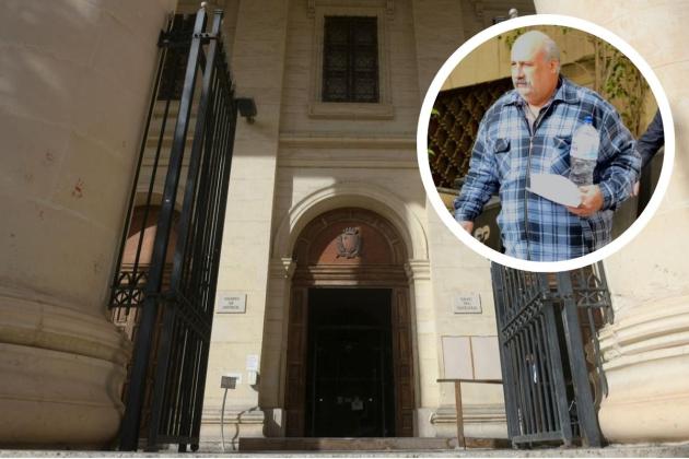 'Hammer was in both our hands, not only mine' - Pensioner tells court