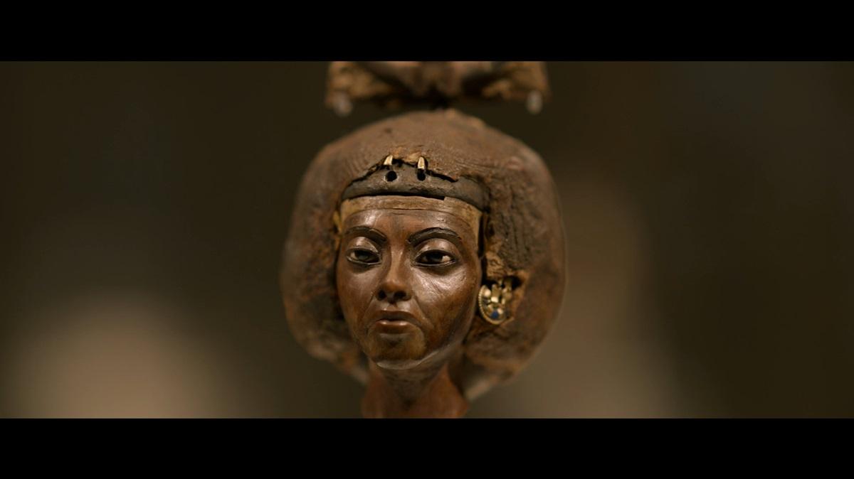 Narrated by Academy Award&reg; winner Jeremy Irons, this film is far more than a showcase of remarkable objects.