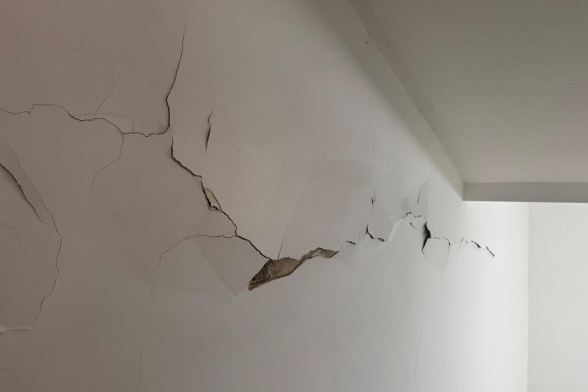 Clear signs of damage on the walls inside the building