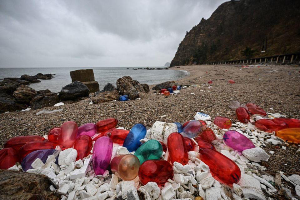 Watch: Chinese island plastic pollution turned into artistic omens