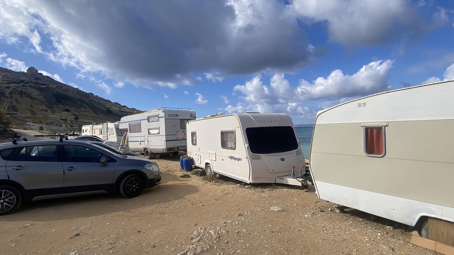 Despite the mayor&rsquo;s pleas, the caravans have not been removed.