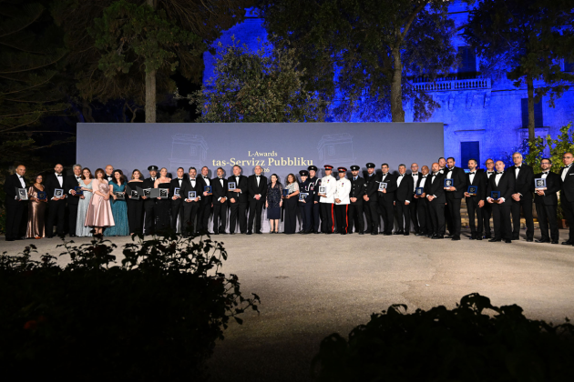Public officers recognised for outstanding service