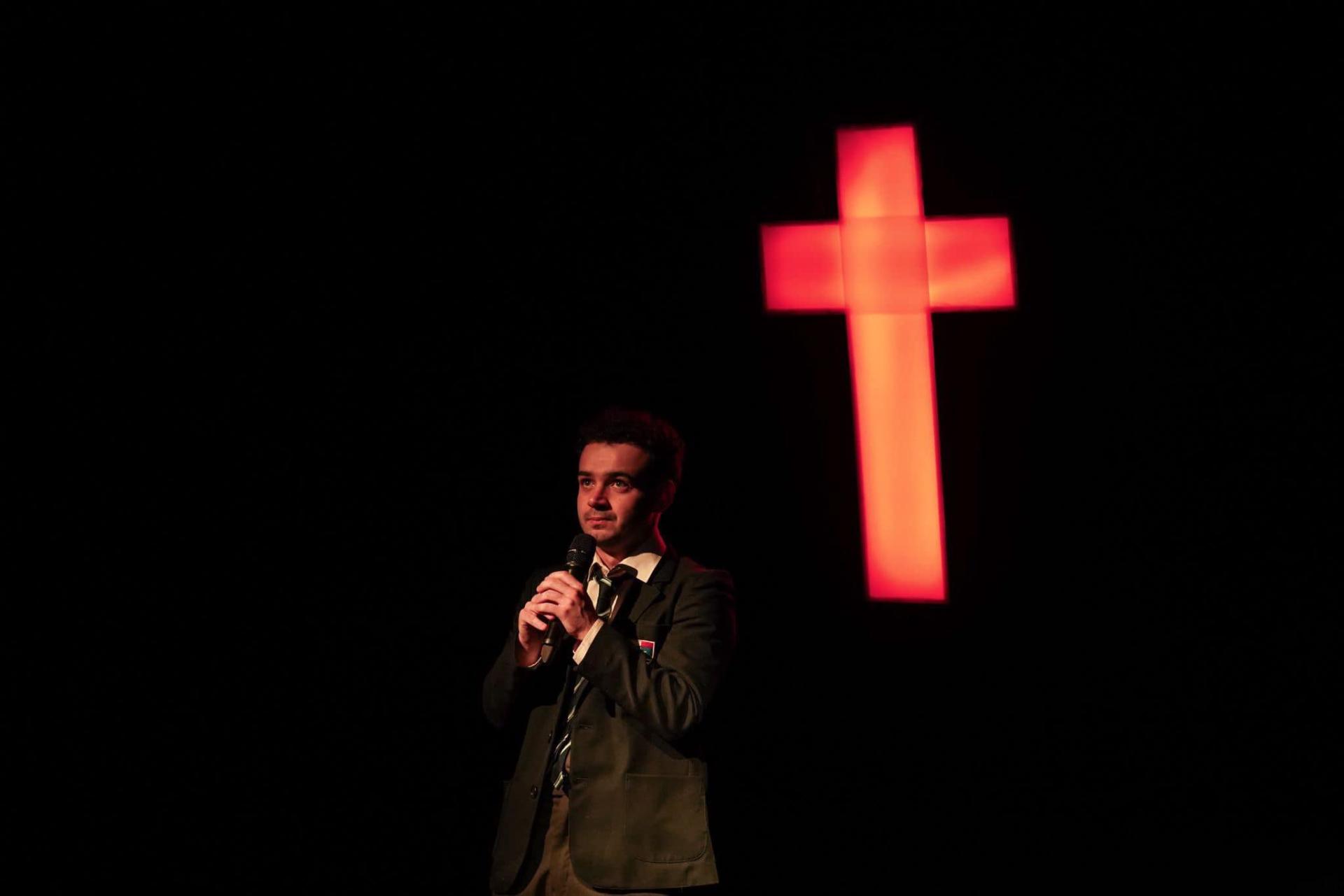 Jamie Cardona in <em>Mid-Djarju ta' Student ta' Skola fil-Knisja</em>. Photo: Owen Michael Galea