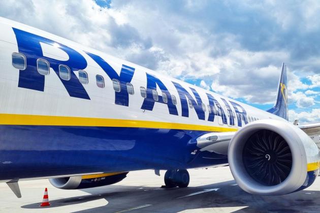 Ryanair 'reluctantly' scraps fee for parents to sit next to their children