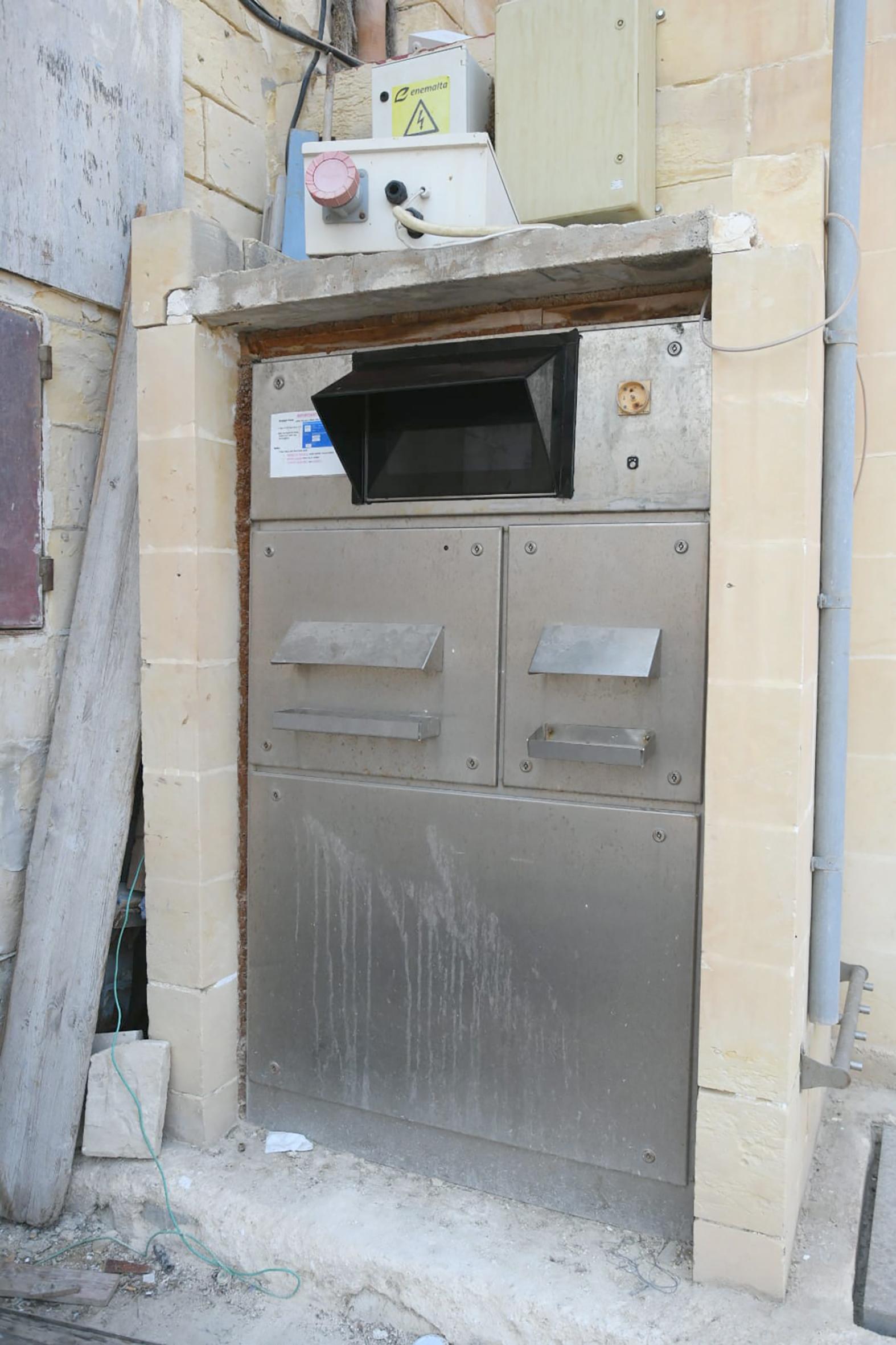 The automatic weighing and labelling machine used to weigh fish, where pornography was shown on the screen. Photo: Matthew Mirabelli