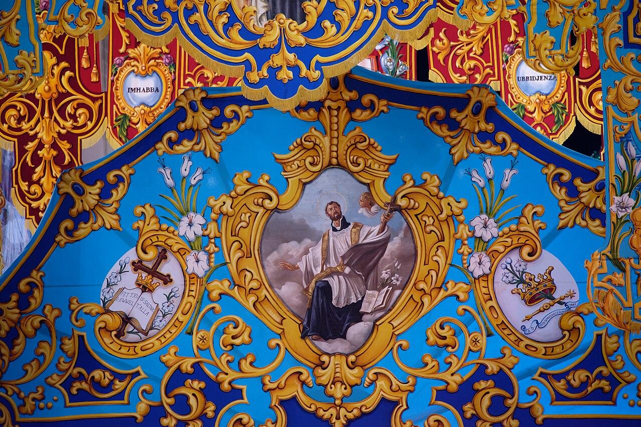 Street Decorations at Festa San Gejtanu in Ħamrun. Photo: Christian Formosa CC BY-SA licence via Wikimedia Commons