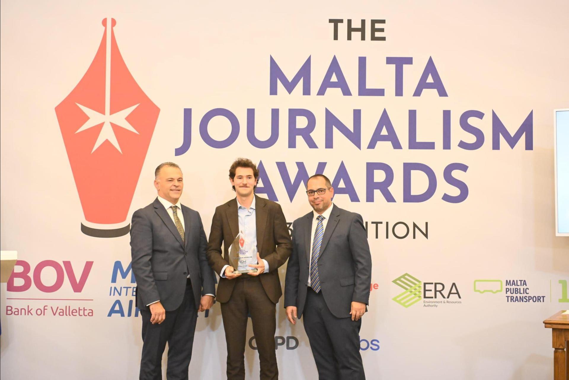 Marc Galdes with his award for specialist journalism. Photo: Ian Noel Pace