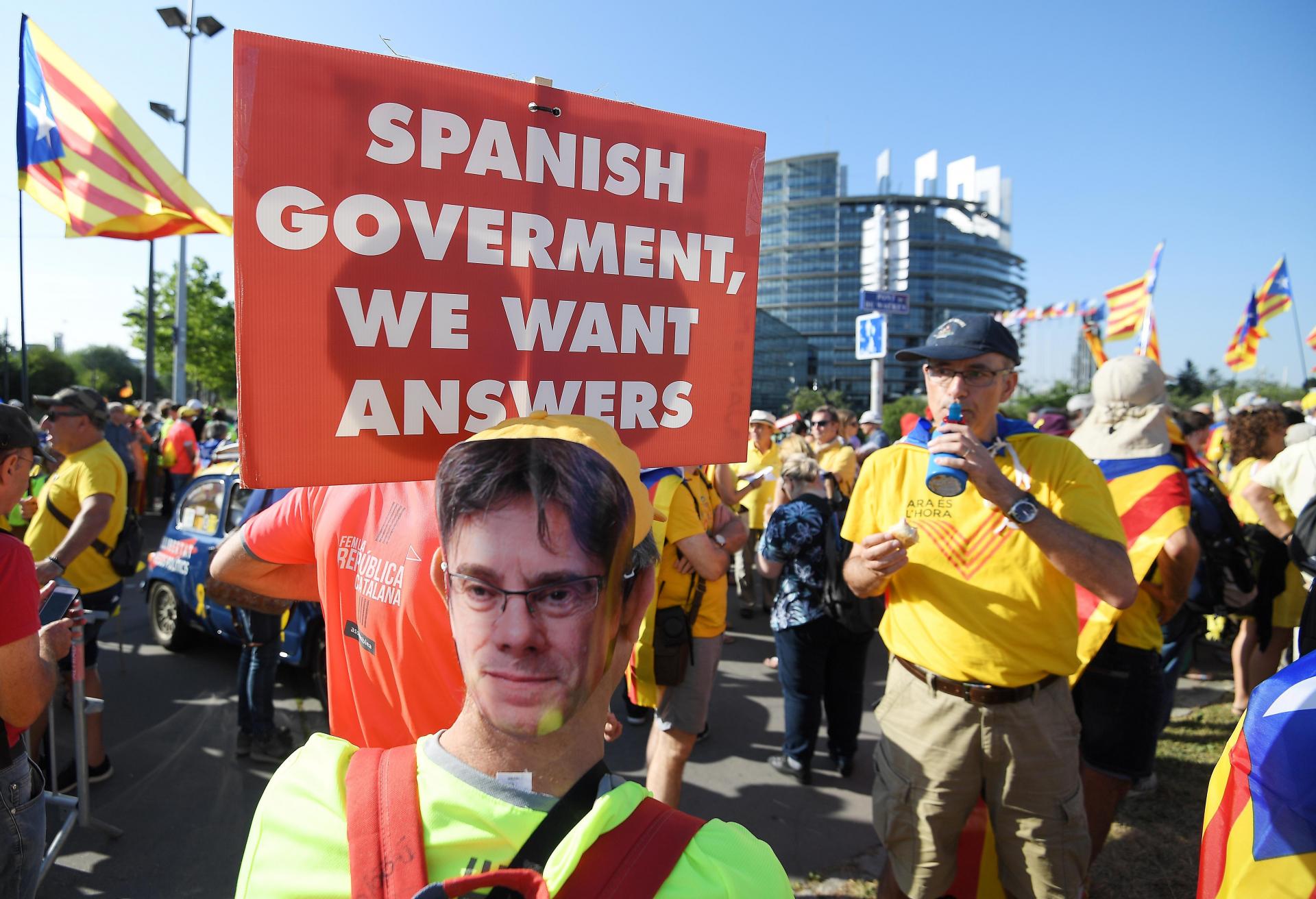 Catalan protesters gathered outside the European Parliament.