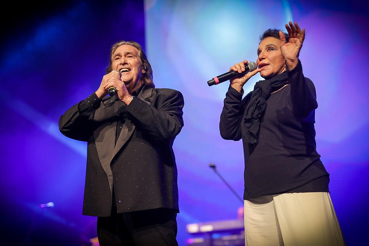 Ricchi e Poveri performing in Bulgara. Photo: Biso, CC BY-SA 4.0