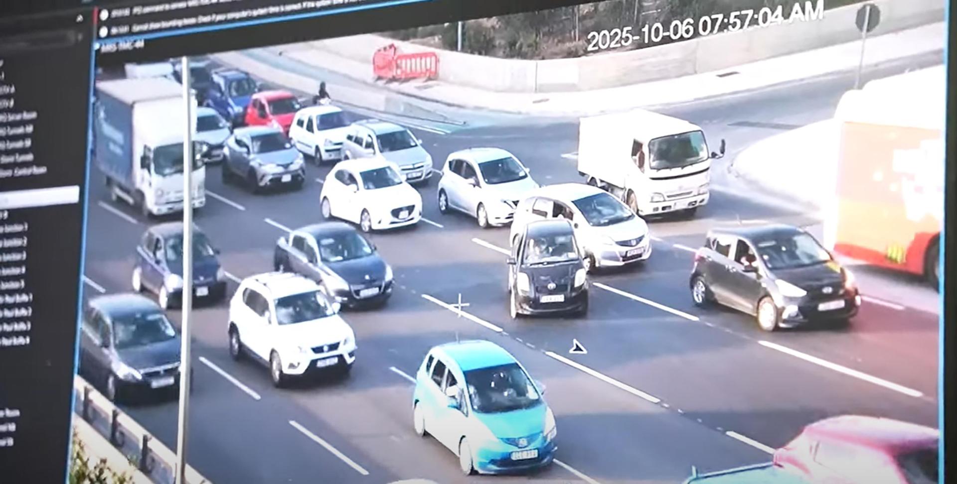 Cameras around the island feed information on traffic conditions and multiple incidents had to be dealt with to unblock roads. Screenshots: Antoine Farrugia Lauri