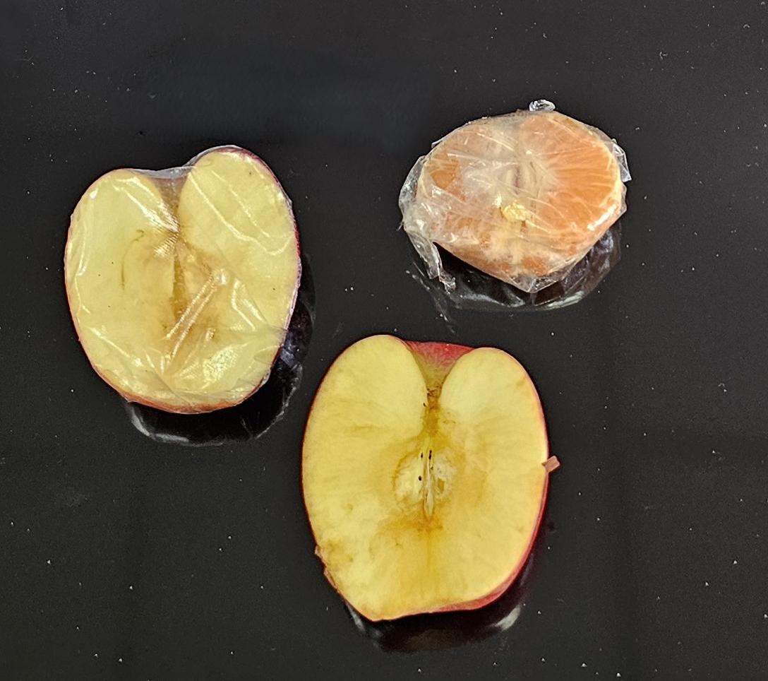 No browning on the wrapped fruit.