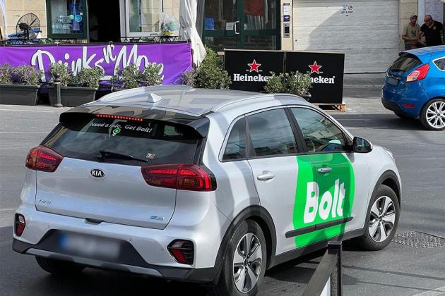 Car importers want suspended Y-plate operator back on the road